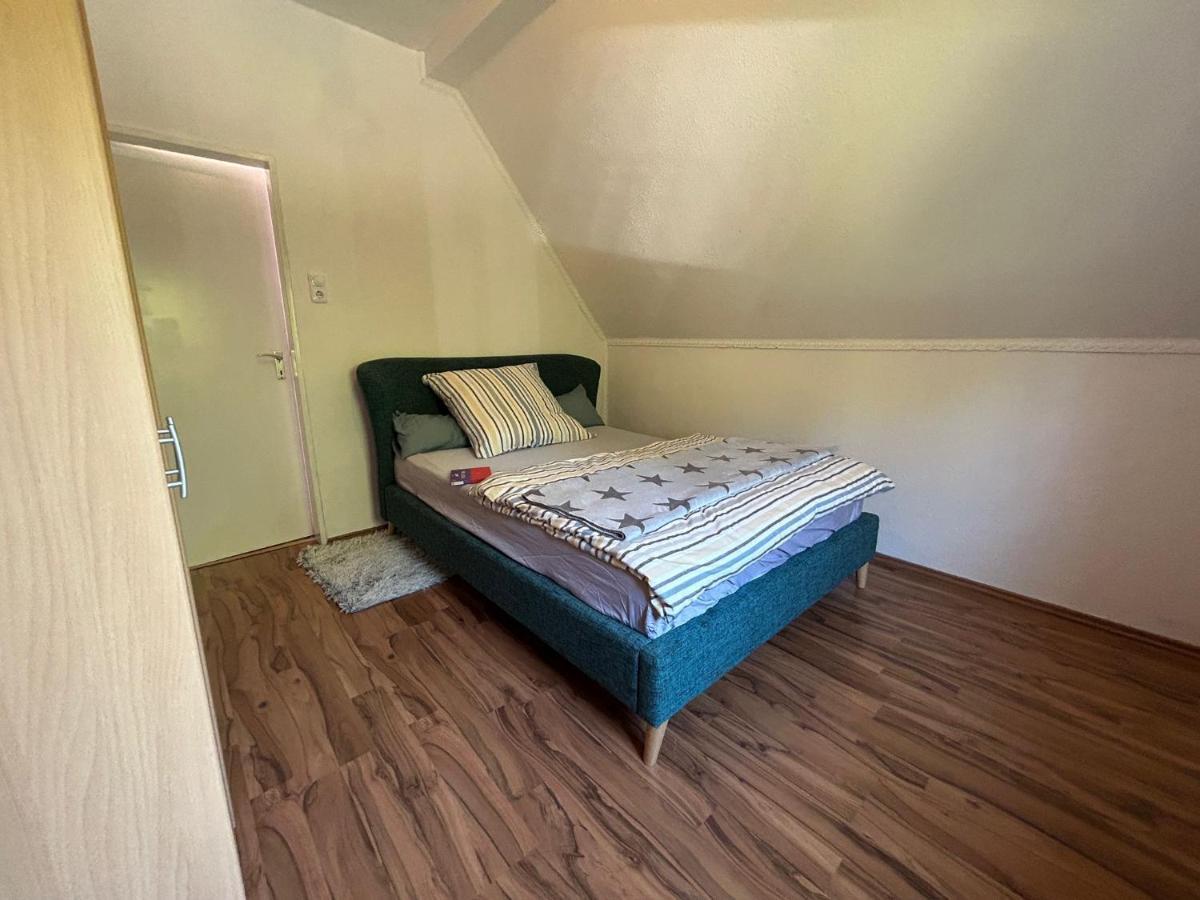 オルデンブルクGemuetliches Familienhaus - Fuehlt Euch Wohlアパートメント エクステリア 写真